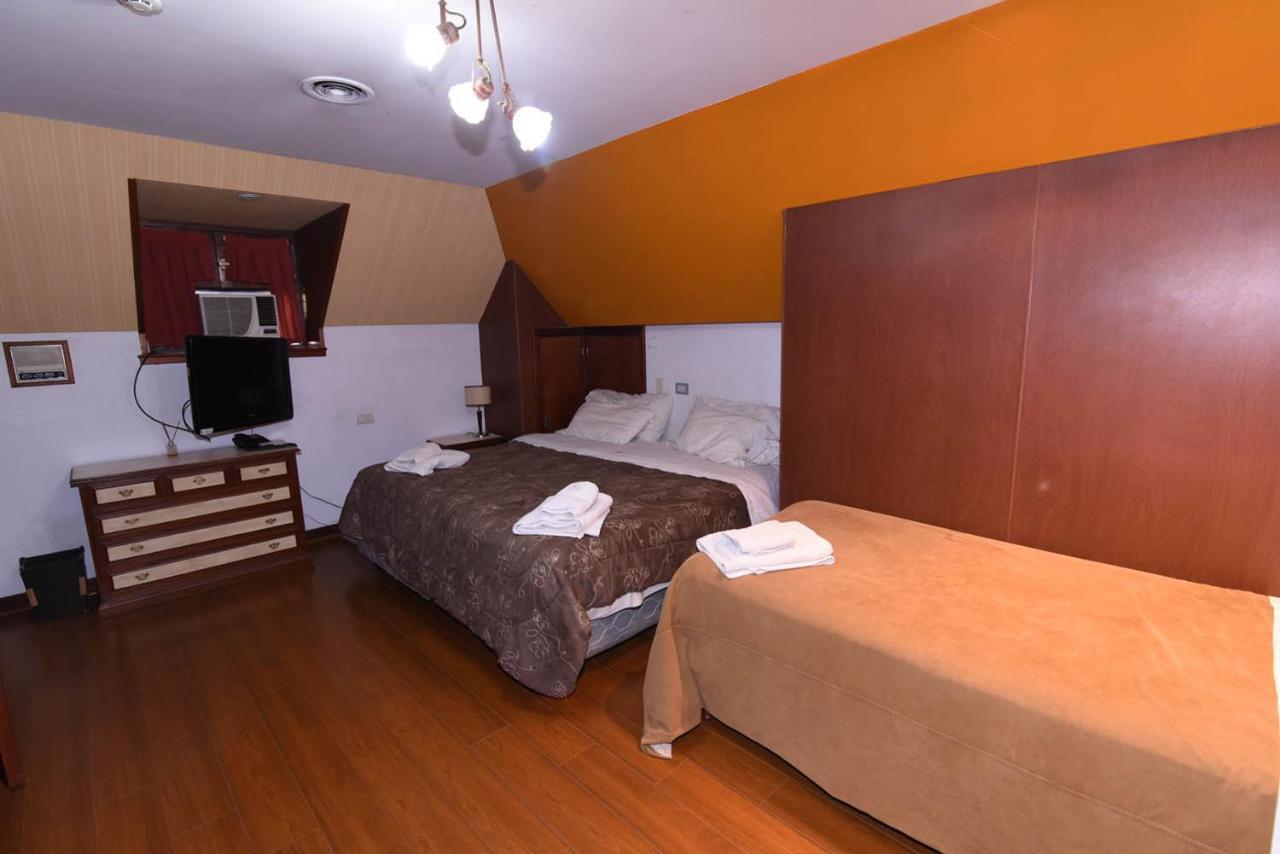 Hotel Aeropuerto Ezeiza Casa De Mr モンテ・グランデ エクステリア 写真