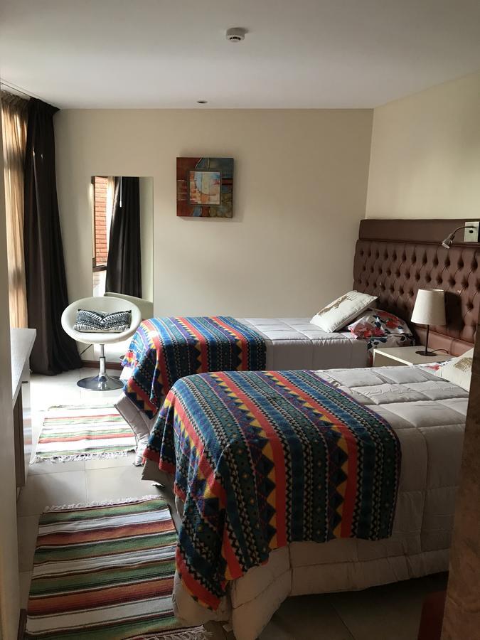 Hotel Aeropuerto Ezeiza Casa De Mr モンテ・グランデ エクステリア 写真